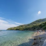Tatil Evi Lithalona & *