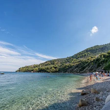 Holiday home Lithalona & *