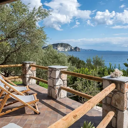 Lithalona & Tatil Evi *